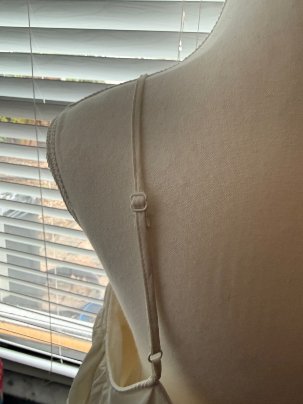Who What Wear Layered Ruffle Tank Top - Picture 5 of 7